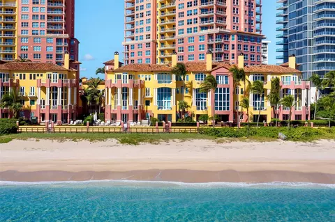 2150 N Ocean #IV, Fort Lauderdale, FL 33305