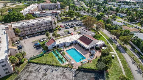 2571 Aragon #214, Sunrise, FL 33322