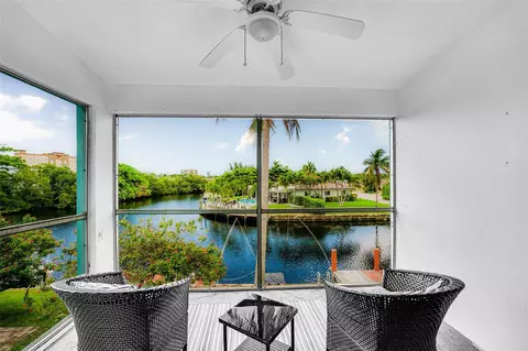 931 SE 9 #17, Pompano Beach, FL 33060