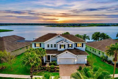 11333 Lake Lucaya Dr, Riverview, FL 33579