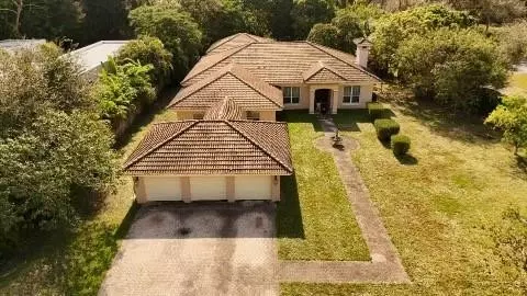 140 Royal Palm Ct, Plantation, FL 33317