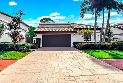 6406 Via Rosa, Boca Raton, FL 33433