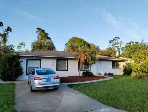 77 Cardinal Dr, North Fort Myers, FL 33917