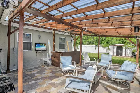 5332 NE 15th, Pompano Beach, FL 33064