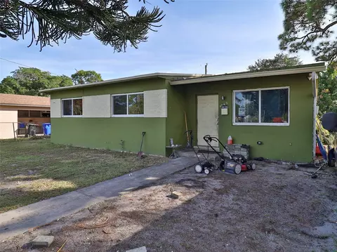 2540 SW 5th St, Fort Lauderdale, FL 33312