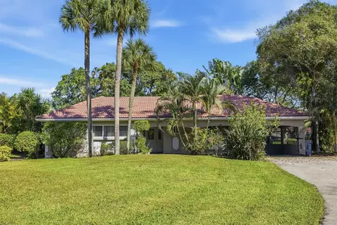 2903 N Palm Aire Dr, Pompano Beach, FL 33069