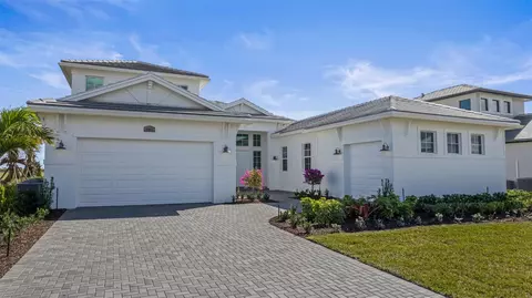 8447 SW Felicita, Port Saint Lucie, FL 34987