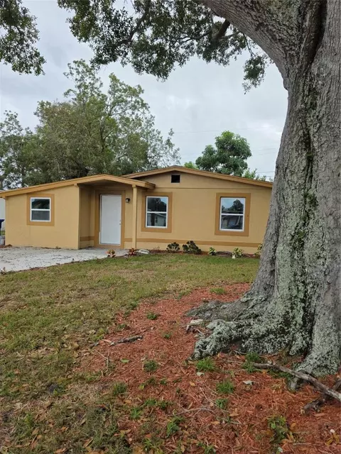 3991 47th St, Vero Beach, FL 32967