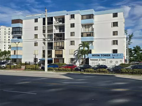 5033 NW 7th #508, Miami, FL 33126