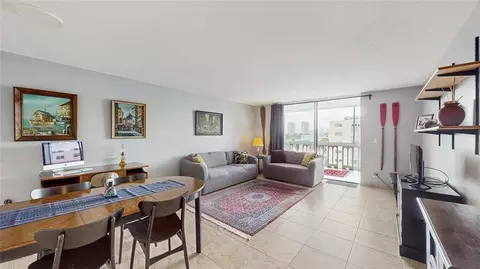 1001 NE 14th #602, Hallandale Beach, FL 33009