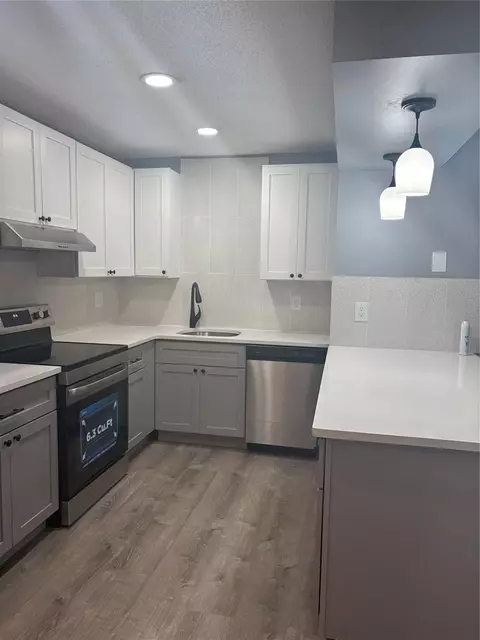 5492 Courtyard Dr #5492, Margate, FL 33063