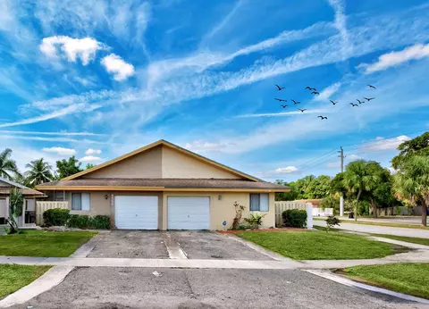 6558 Harbour, North Lauderdale, FL 33068