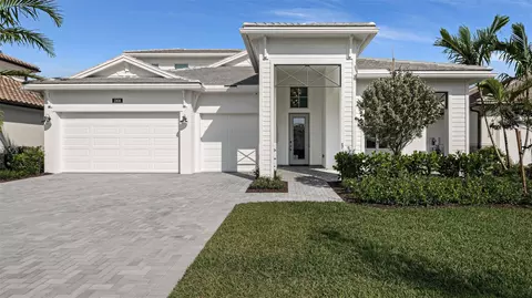 13616 Le Christine Dr, Palm Beach Gardens, FL 33412