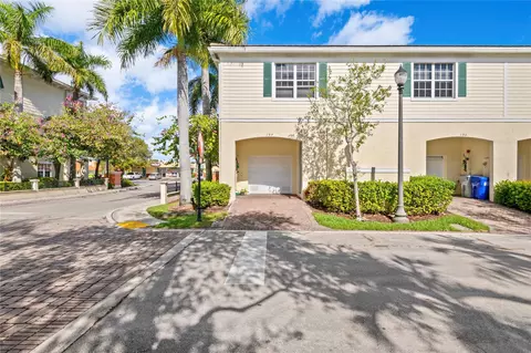 197 SW 6th Pl #197, Pompano Beach, FL 33060