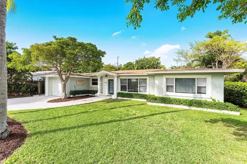 3203 Dover, Pompano Beach, FL 33062