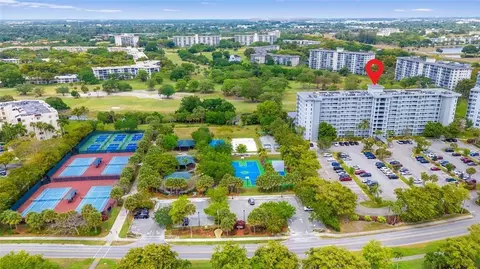 4015 W Palm Aire #304, Pompano Beach, FL 33069