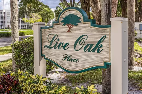 9410 Live Oak #203, Davie, FL 33324