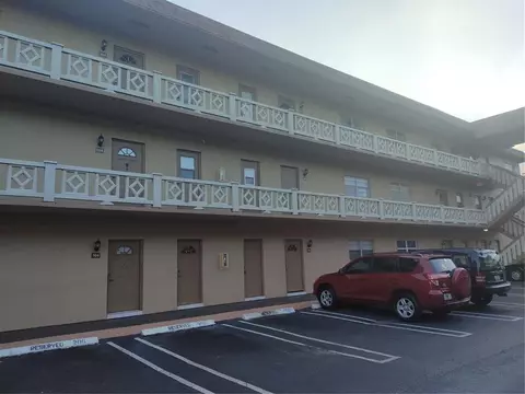 5011 W Oakland Park Blvd #210, Lauderdale Lakes, FL 33313