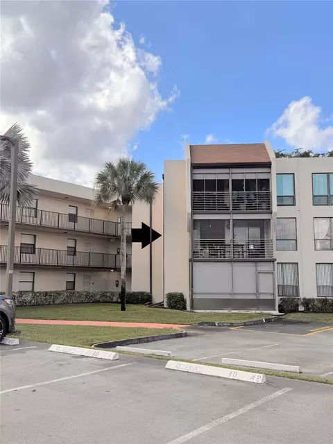 7950 W Mcnab Rd #203, Tamarac, FL 33321