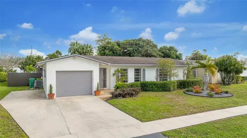 140 SW 126th Ave, Plantation, FL 33325