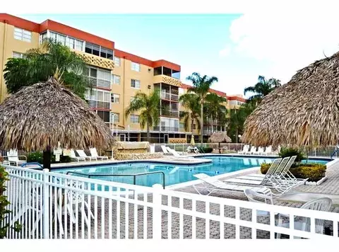 406 NW 68th Ave #308, Plantation, FL 33317