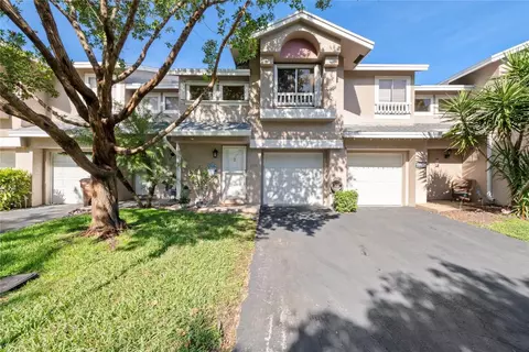 2215 Discovery Cir #2215, Deerfield Beach, FL 33442