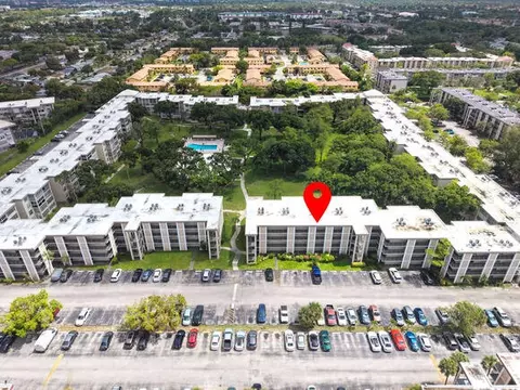2998 NW 48th Ter #434, Lauderdale Lakes, FL 33313