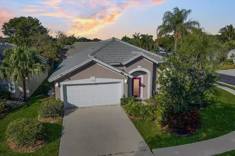 2010 Normandy Cir, West Palm Beach, FL 33409