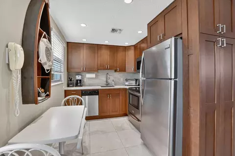 3020 Islewood D #3020, Deerfield Beach, FL 33442