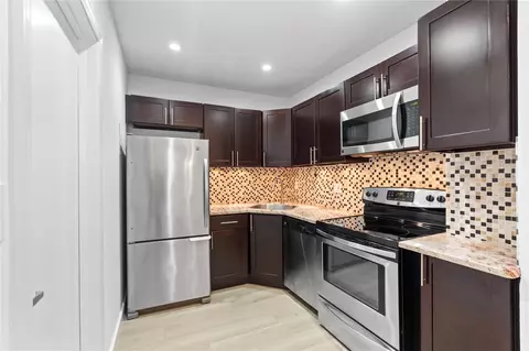 2426 SE 17th #207A, Fort Lauderdale, FL 33316