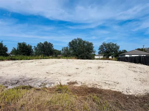 2610 58th St, Lehigh Acres, FL 33971