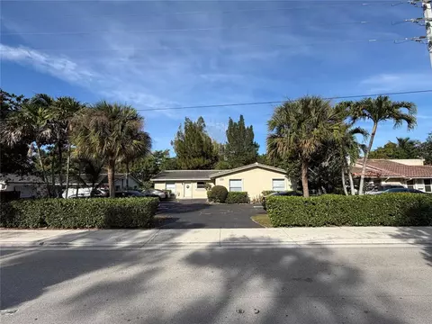 3502 Riverside Dr, Coral Springs, FL 33065