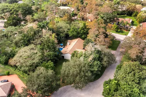 7722 Laurel Ln, Parkland, FL 33067