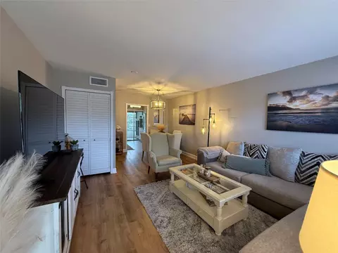 22 Abbey Ln #205, Delray Beach, FL 33446