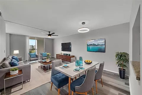 6661 NW 2nd #304, Boca Raton, FL 33487