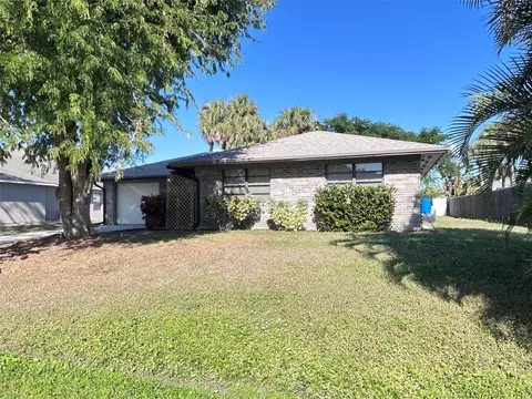 1313 SW Bellevue Ave, Port Saint Lucie, FL 34953
