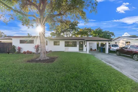 2155 SW 37th Ter, Fort Lauderdale, FL 33312
