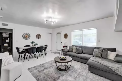 2001 Washington St, Hollywood, FL 33020