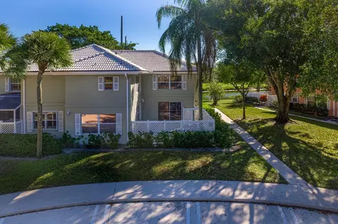 1956 Hartford #25D, West Palm Beach, FL 33409