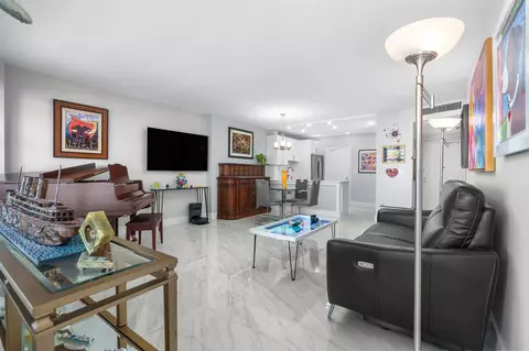 3333 NE 34th St #806, Fort Lauderdale, FL 33308