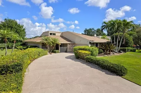 13724 Sand Crane Dr, Palm Beach Gardens, FL 33418