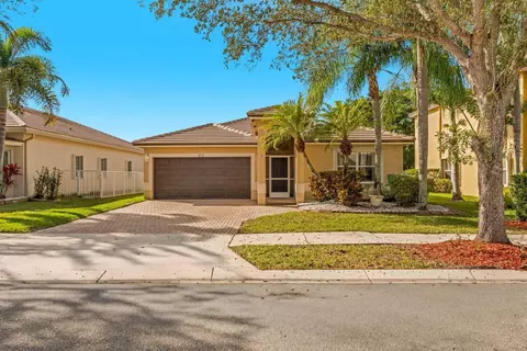 4017 Sapphire, Weston, FL 33331