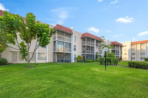 3774 Inverrary Blvd #104P, Fort Lauderdale, FL 33319