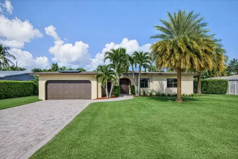 301 SE 8th Ct, Pompano Beach, FL 33060