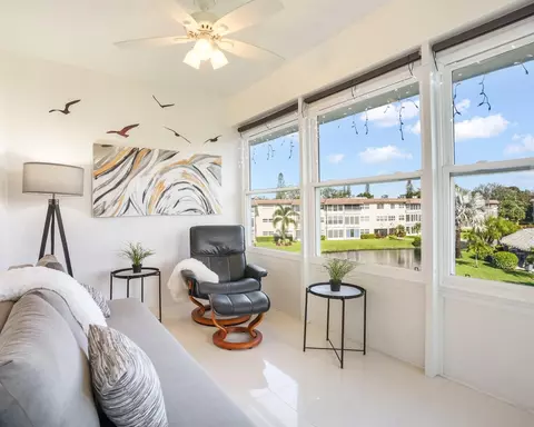 3406 NW 49th Ave #608, Lauderdale Lakes, FL 33319