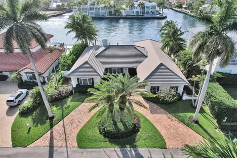 7 Saranac, Sea Ranch Lakes, FL 33308