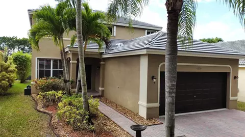 4375 Foxtail Ln, Weston, FL 33331