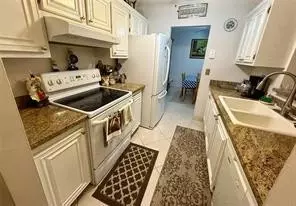 1009 N Ocean #502, Pompano Beach, FL 33062