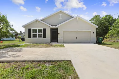 692 SW Paar Dr, Port Saint Lucie, FL 34953