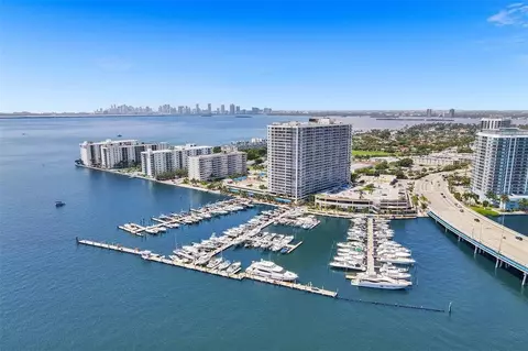 7601 E Treasure Dr #1524, North Bay Village, FL 33141
